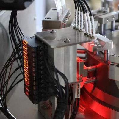 Máy làm viên nang bằng thép không gỉ Máy móc dược phẩm với 260 hạt / phút