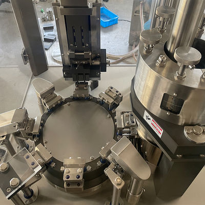 SED-200J 60dB Mức tiêu thụ điện dạng viên 3.2kw Máy ​​chiết rót viên nang tự động